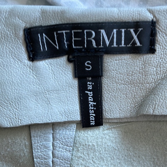 Intermix Light Gray/Blue Leather Skirt with Side Zippers Size Small - Picture 7 of 8